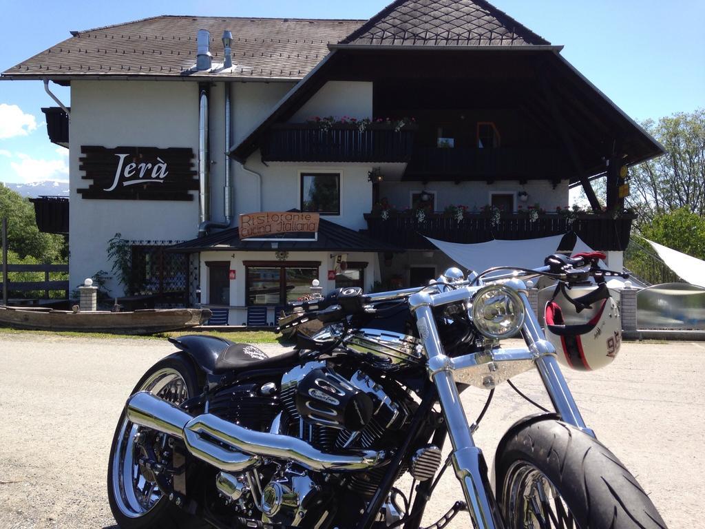 Jera Am Furtnerteich Hotel-Ristorante&Relax Mariahof Exterior foto